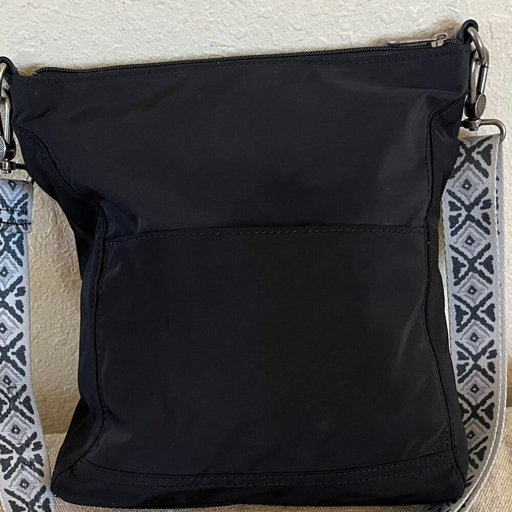 Sakroots Lucia Black Nylon Aztec Strap Travel Light-Weight Crossbody Bag - Picture 8 of 11